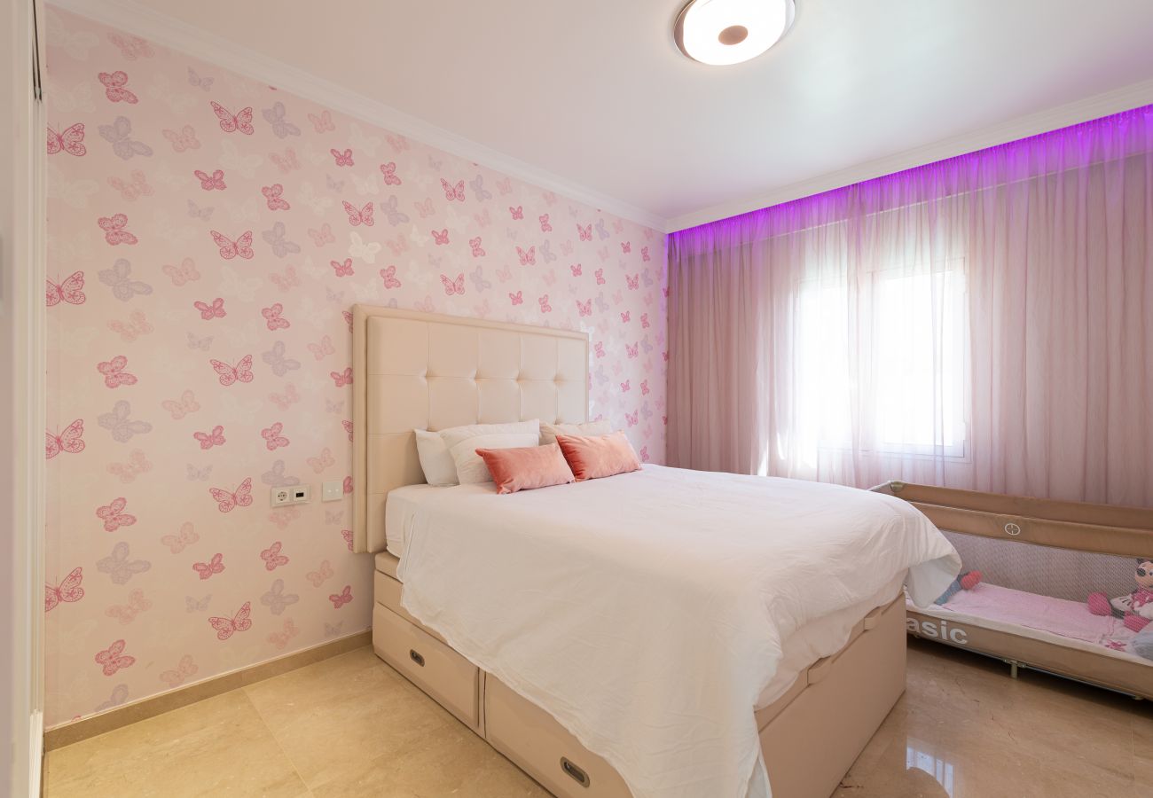 House in Maspalomas - Pool, jacuzzi, games and steps from the beach