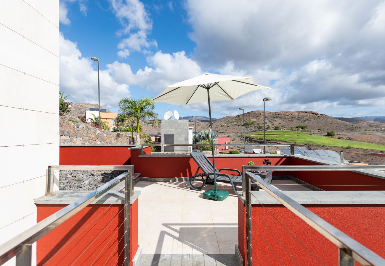 Villa in San Bartolomé de Tirajana - Comfortable villa with private pool and barbecue for 6 people