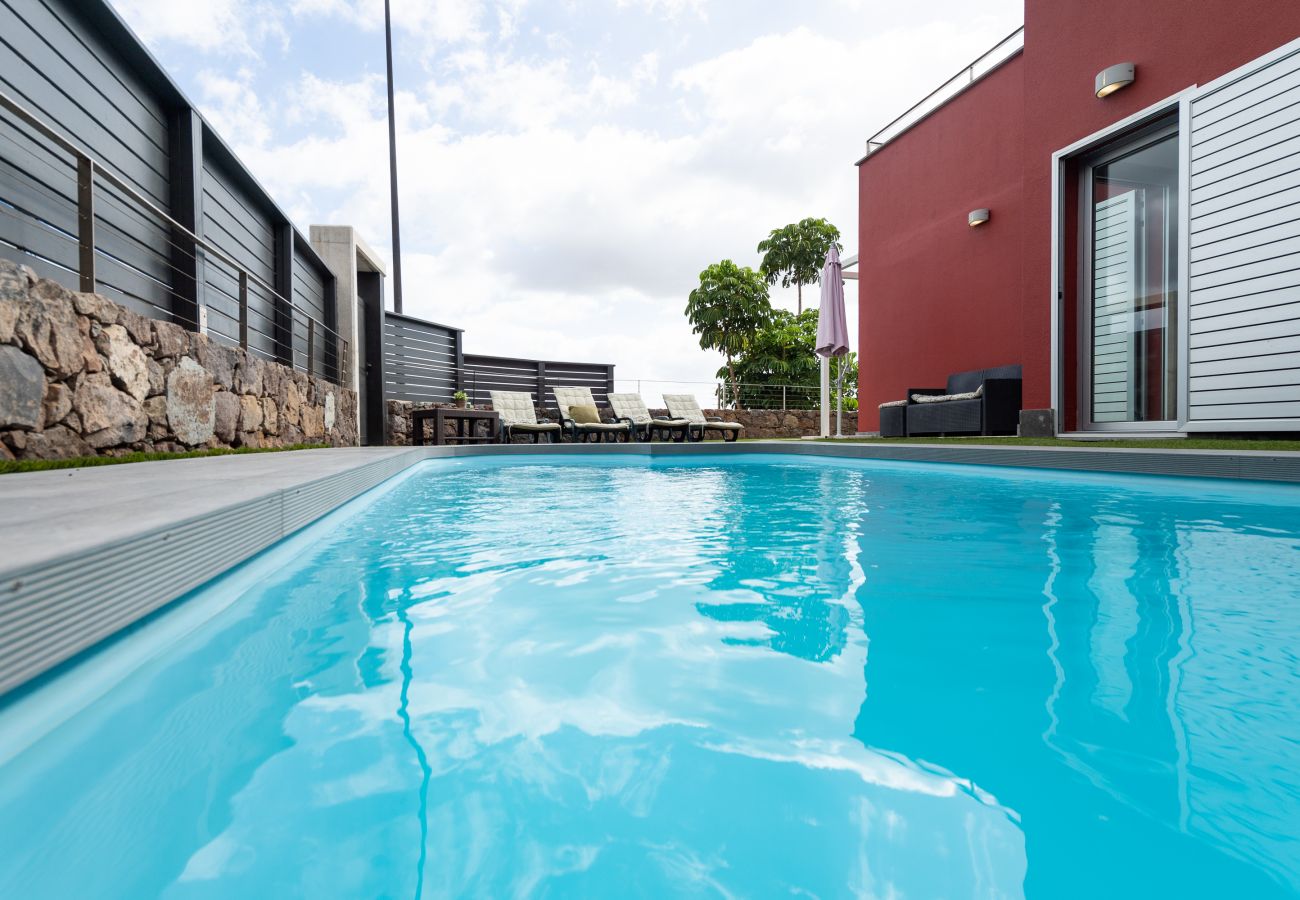 Villa in San Bartolomé de Tirajana - Comfortable villa with private pool and barbecue for 6 people