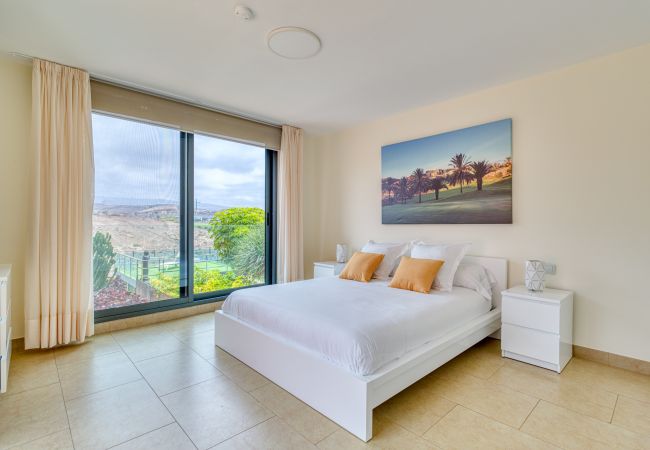 bedroom with golf views in el salobre gran canaria