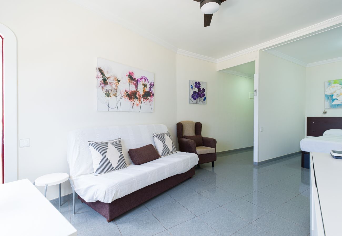 House in Las Palmas de Gran Canaria - Corner on the Beach Front by CanariasGetaway