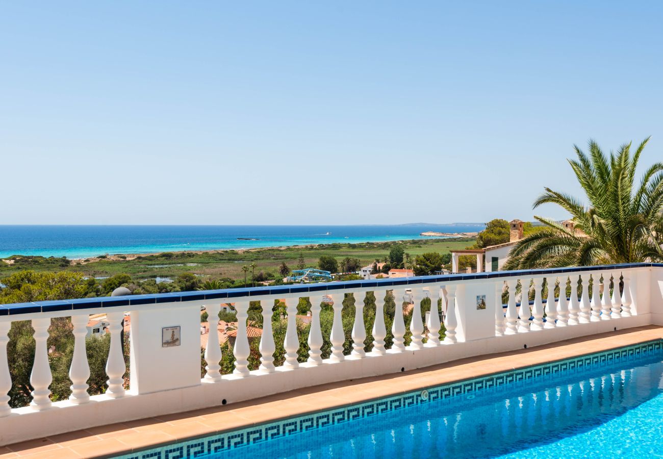 Villa in Son Bou - Villa Los Pinos by Escape Home