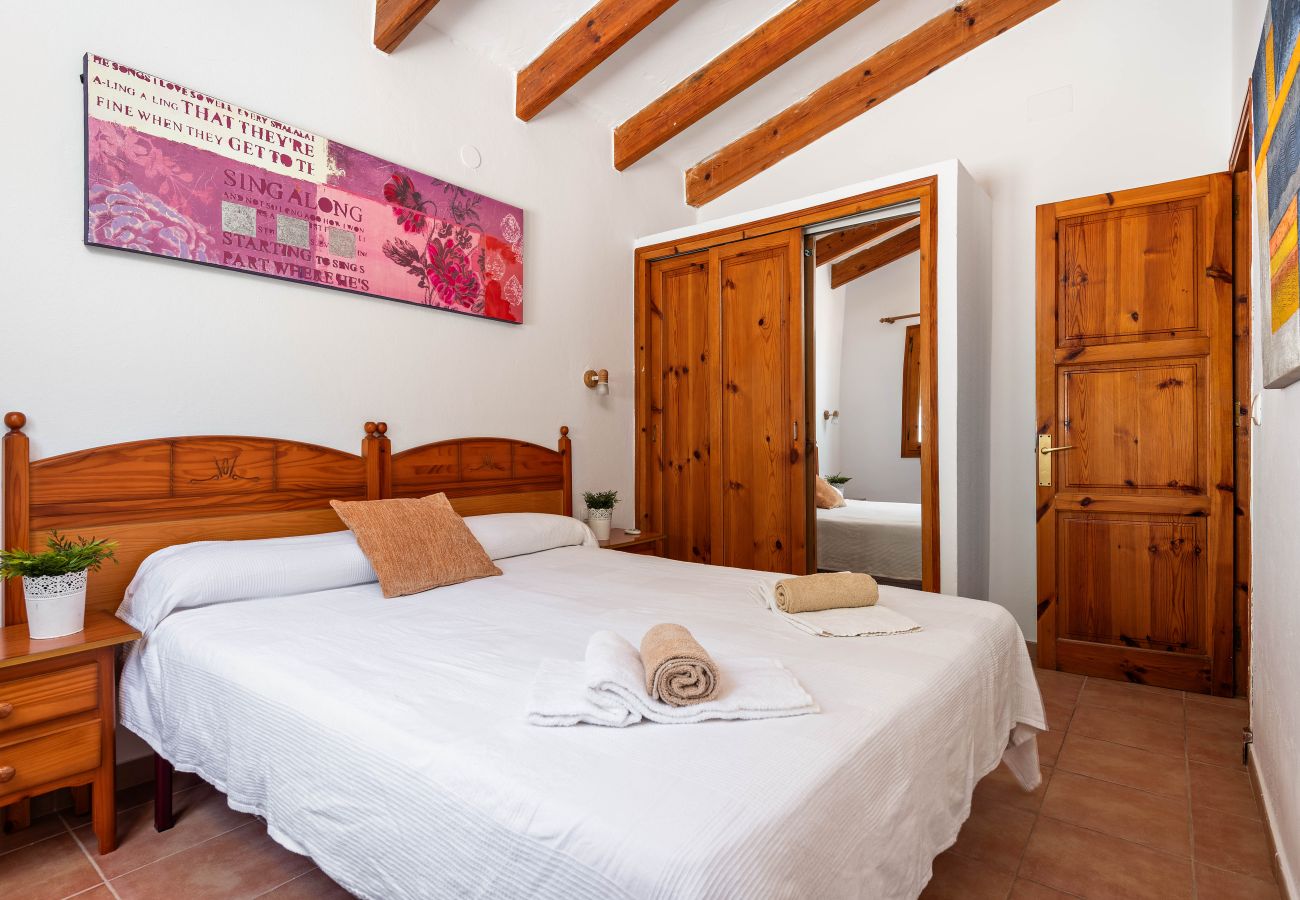 Villa in Son Bou - Villa Los Pinos by Escape Home