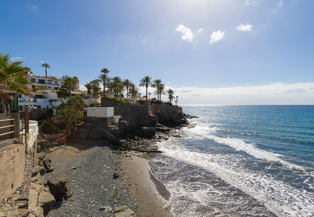 House in Maspalomas -  Viewpoint Over The Cliff By CanariasGetaway