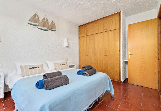 Apartment in Cala Blanca - MONSINES 13