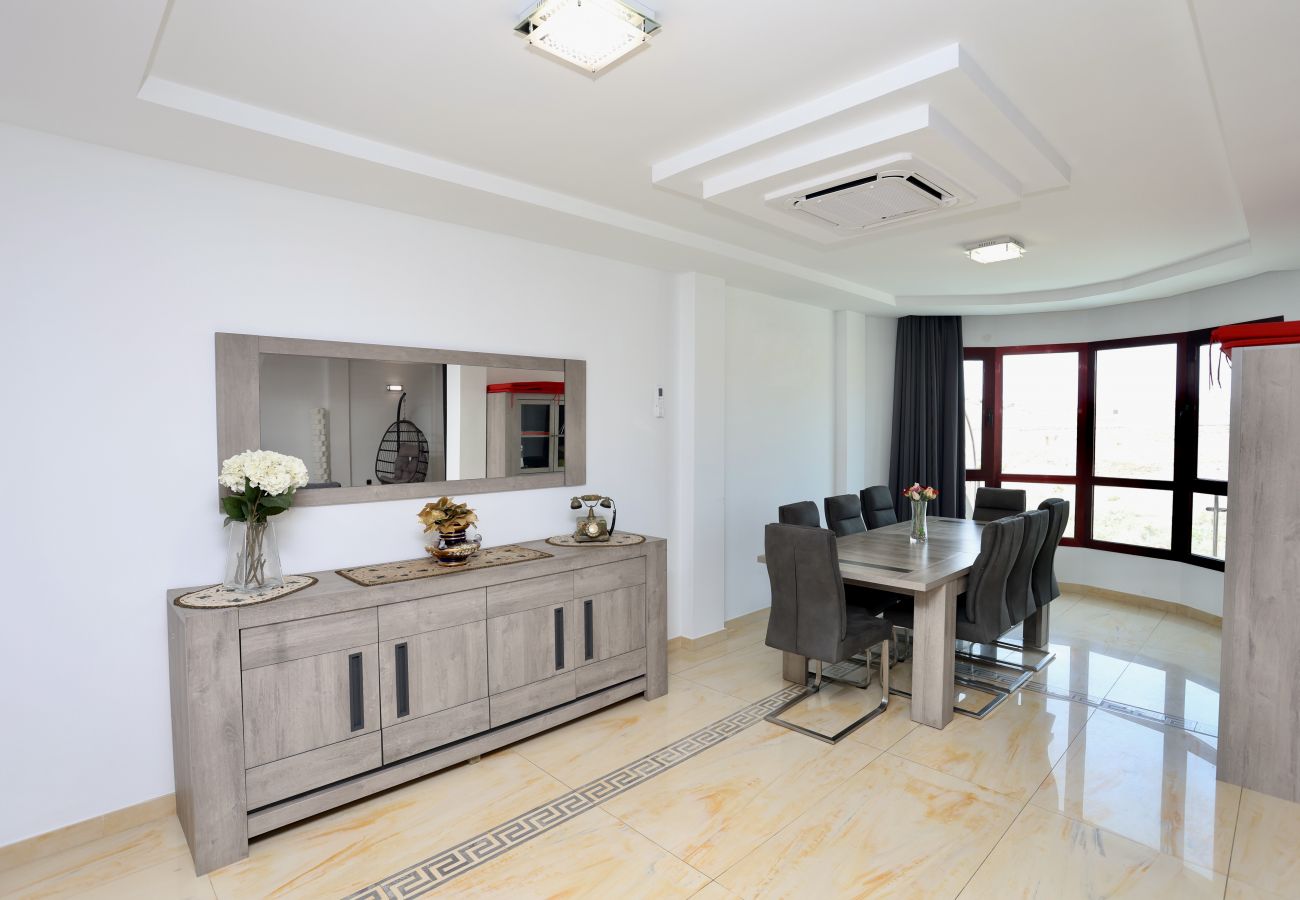 Villa in San Bartolomé de Tirajana - Happy Home