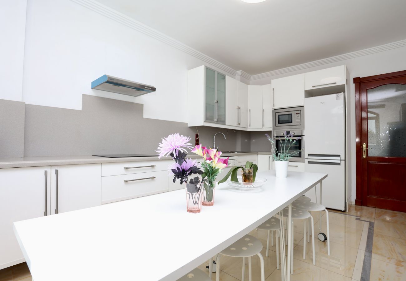 Villa in San Bartolomé de Tirajana - Happy Home