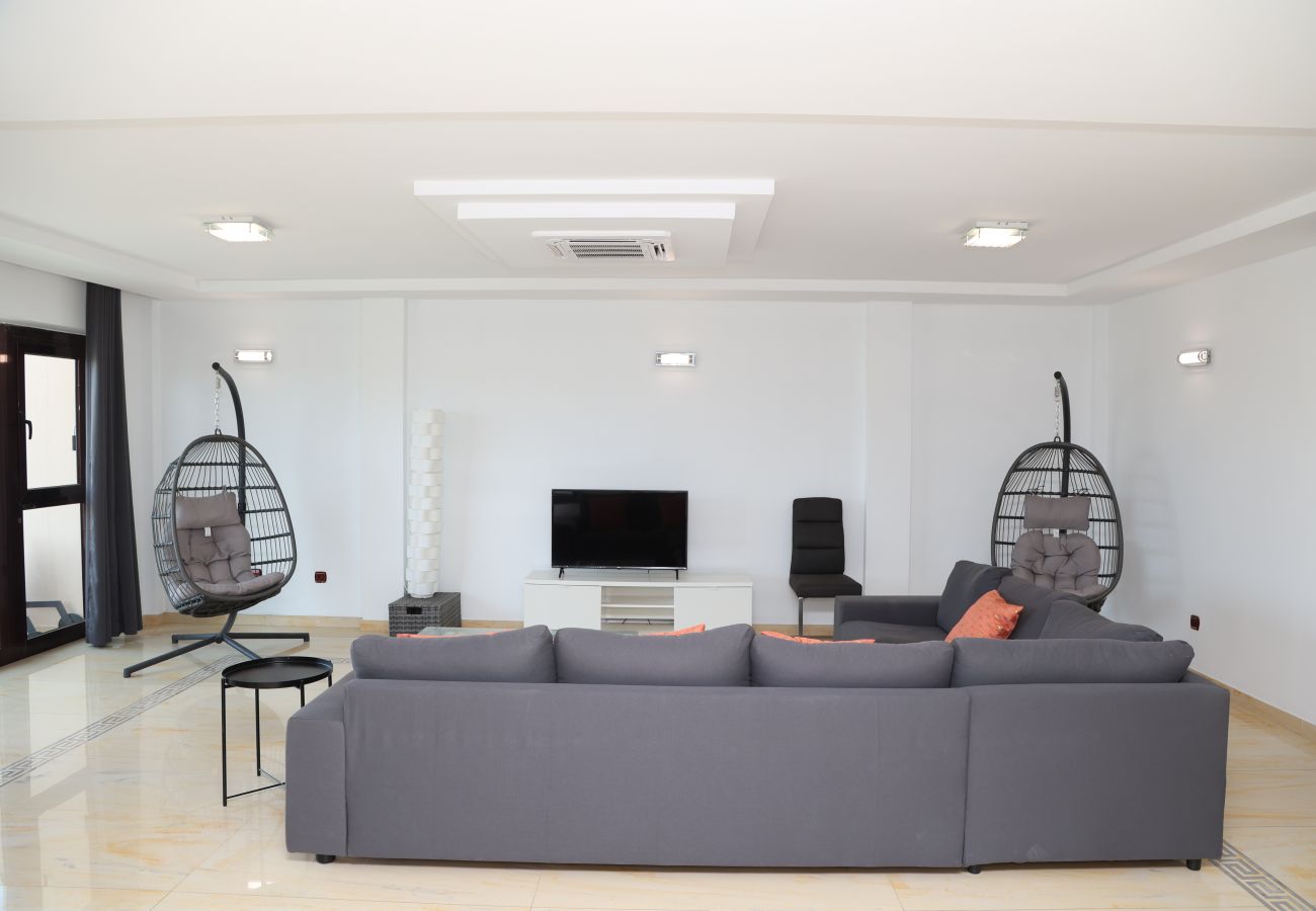 Villa in San Bartolomé de Tirajana - Happy Home