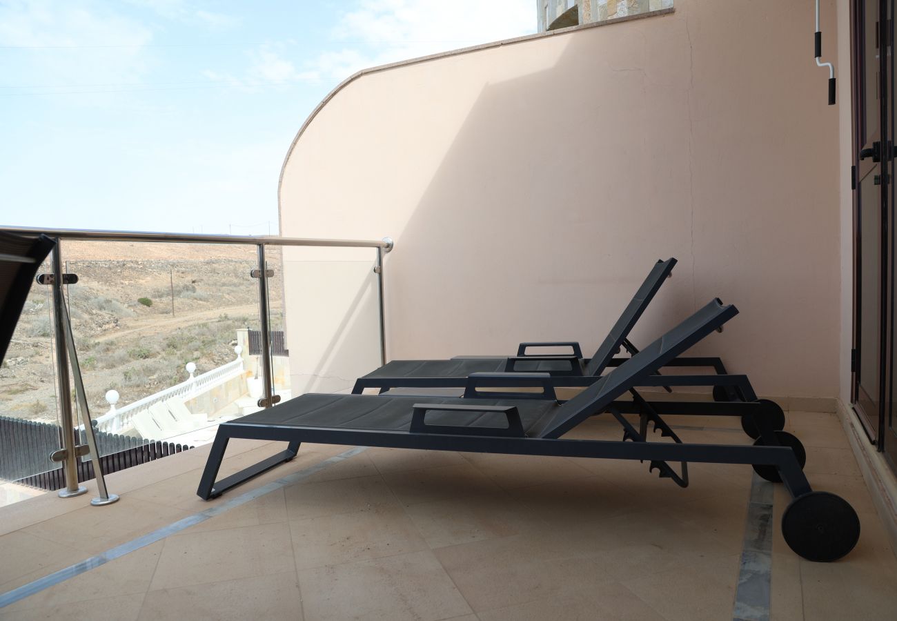 Villa in San Bartolomé de Tirajana - Happy Home