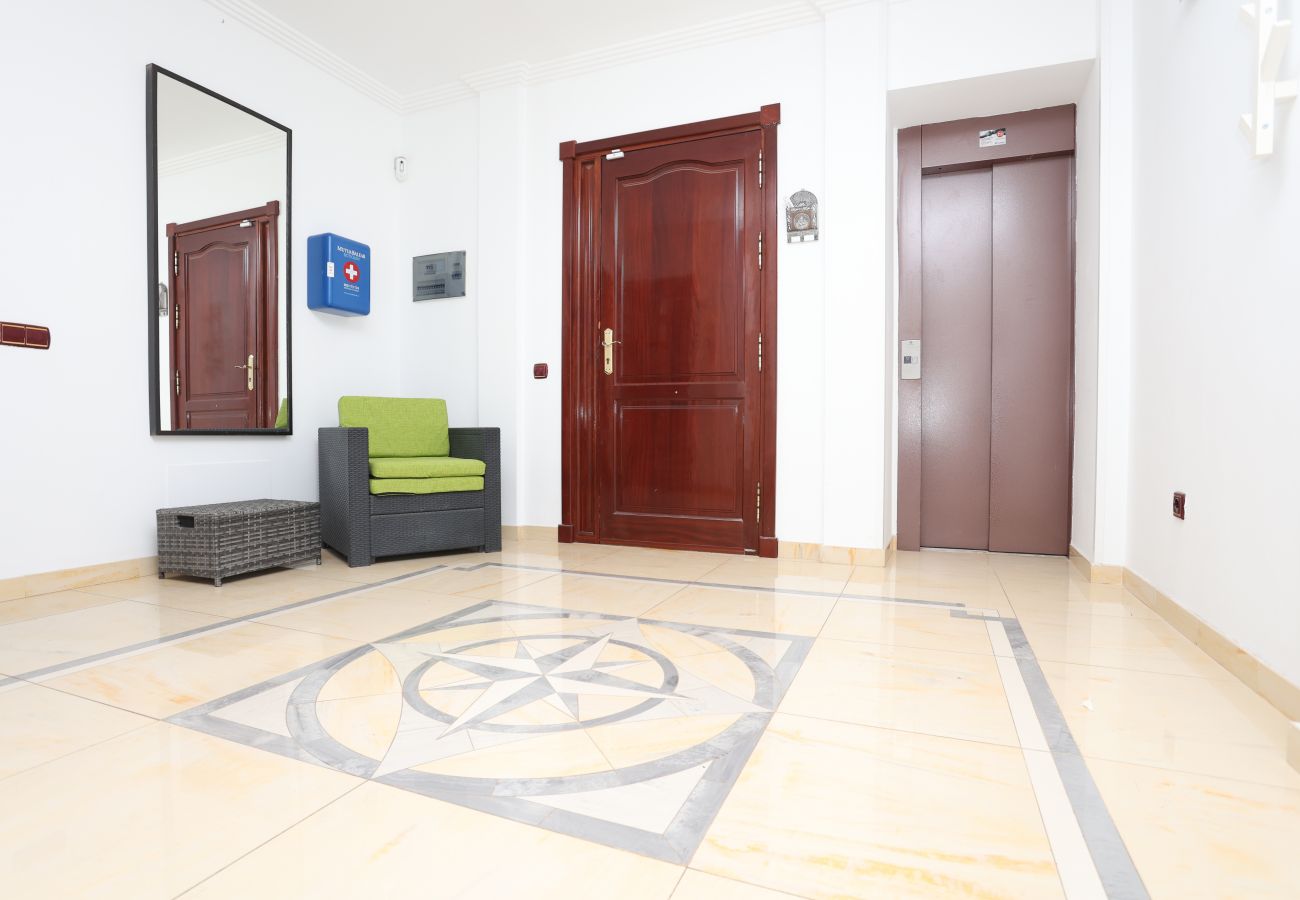 Villa in San Bartolomé de Tirajana - Happy Home