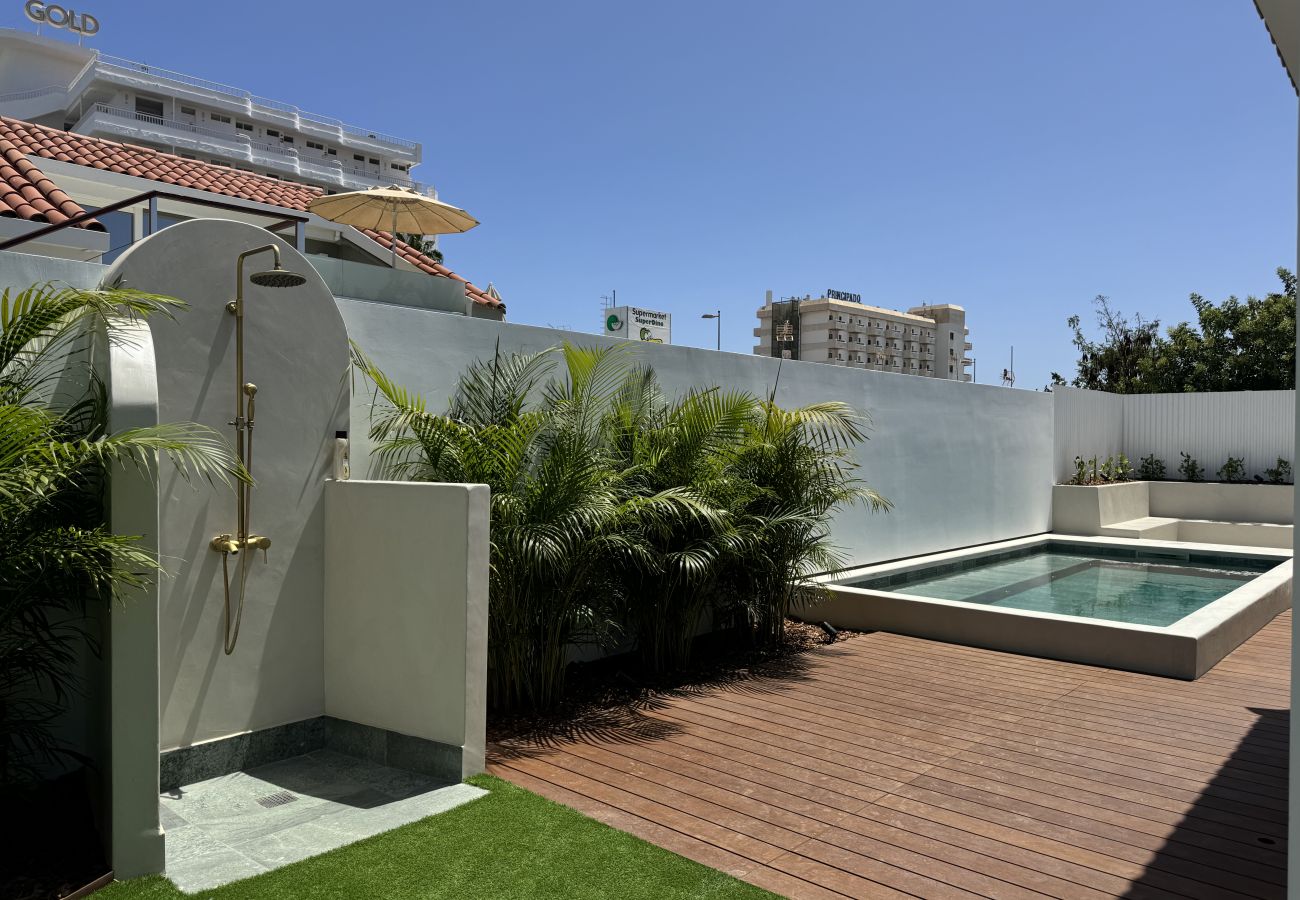 Chalet in San Bartolomé de Tirajana - Refurbished tropical house with a caribbean private pool