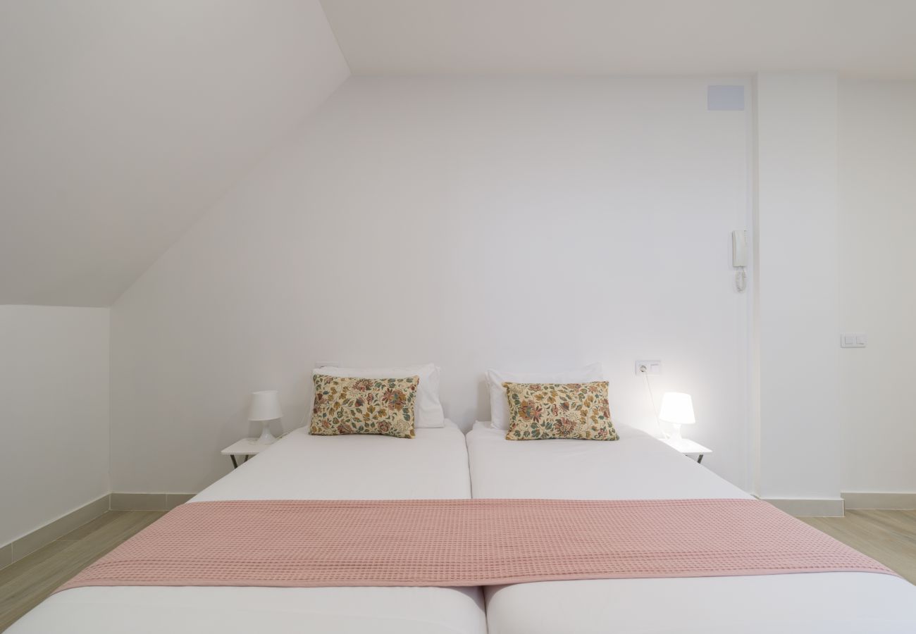 Apartment in Las Palmas de Gran Canaria - Yan Building 6A by CanariasGetaway