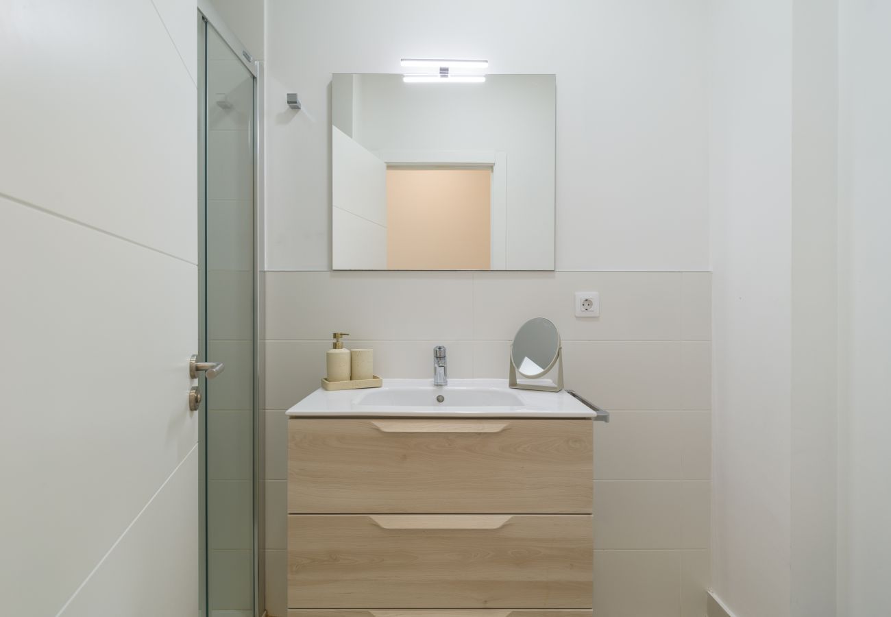 Apartment in Las Palmas de Gran Canaria - Yan Building 2A by CanariasGetaway