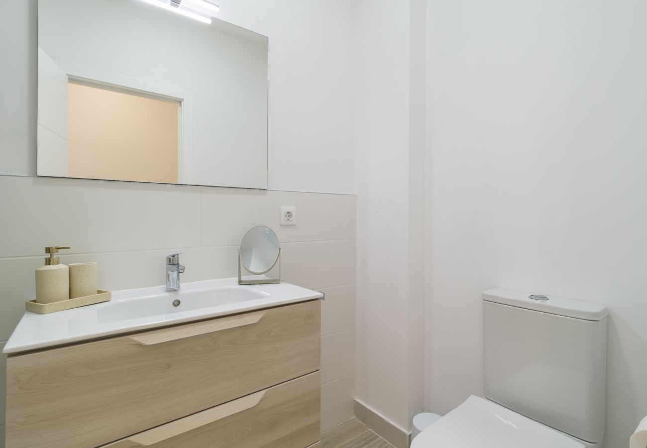 Apartment in Las Palmas de Gran Canaria - Yan Building 2A by CanariasGetaway