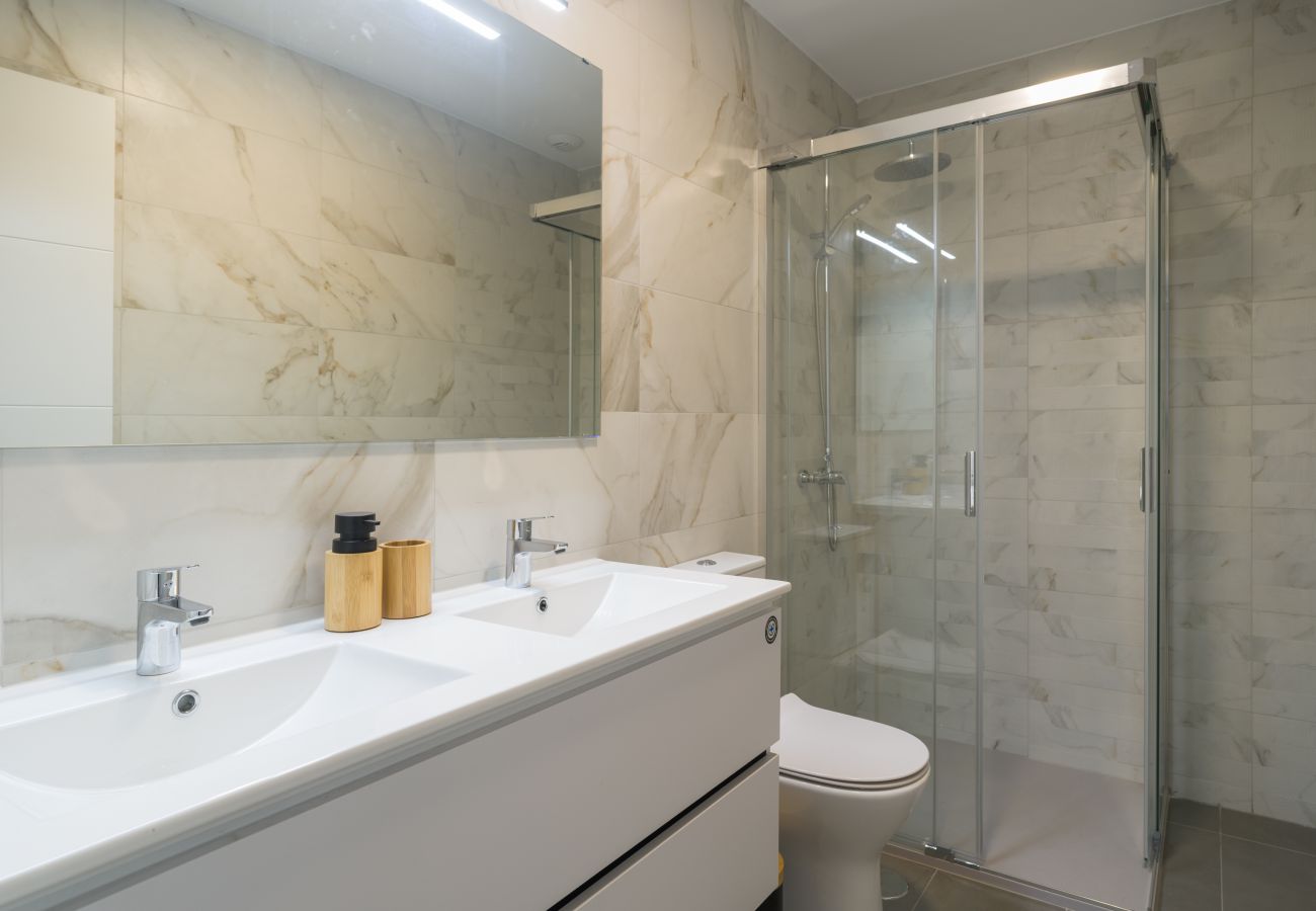 House in Las Palmas de Gran Canaria - Avant Holidays 4B
